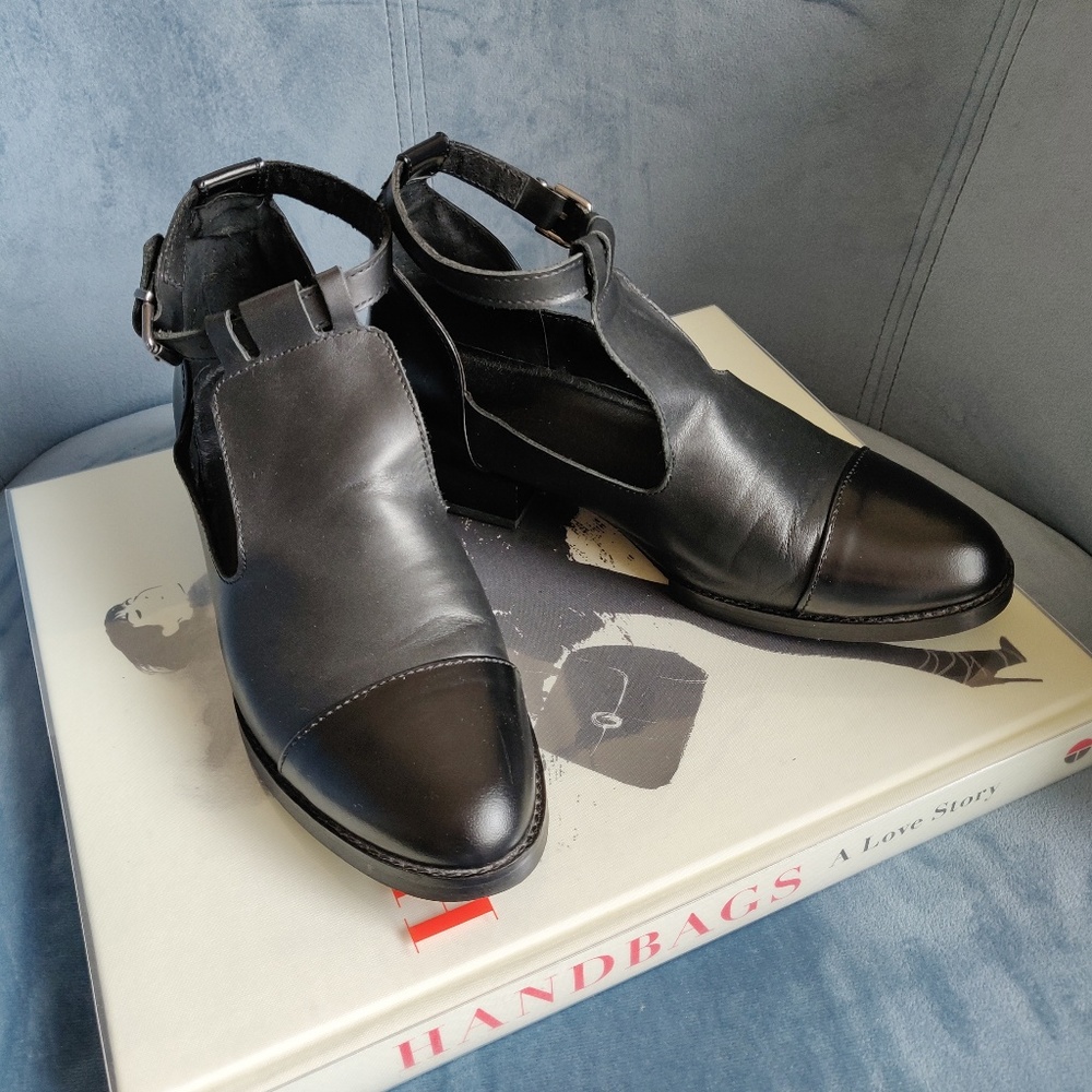 Topshop Katz Ankle Strap Shoe